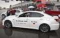 Timo Glock als 'Taxifahrer' im Lexus IS F. Foto: Auto-Reporter/Lexus